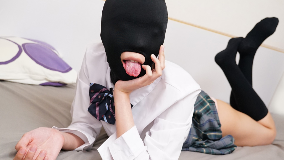 10musume 021525_01 The School Uniform: Small pussy girl's body became erogenous zone with a masochistic mask